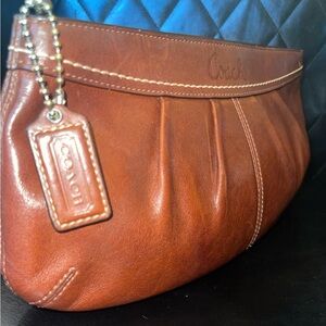 Vintage Coach Soho Pleated Leather large Clutch. EUC
